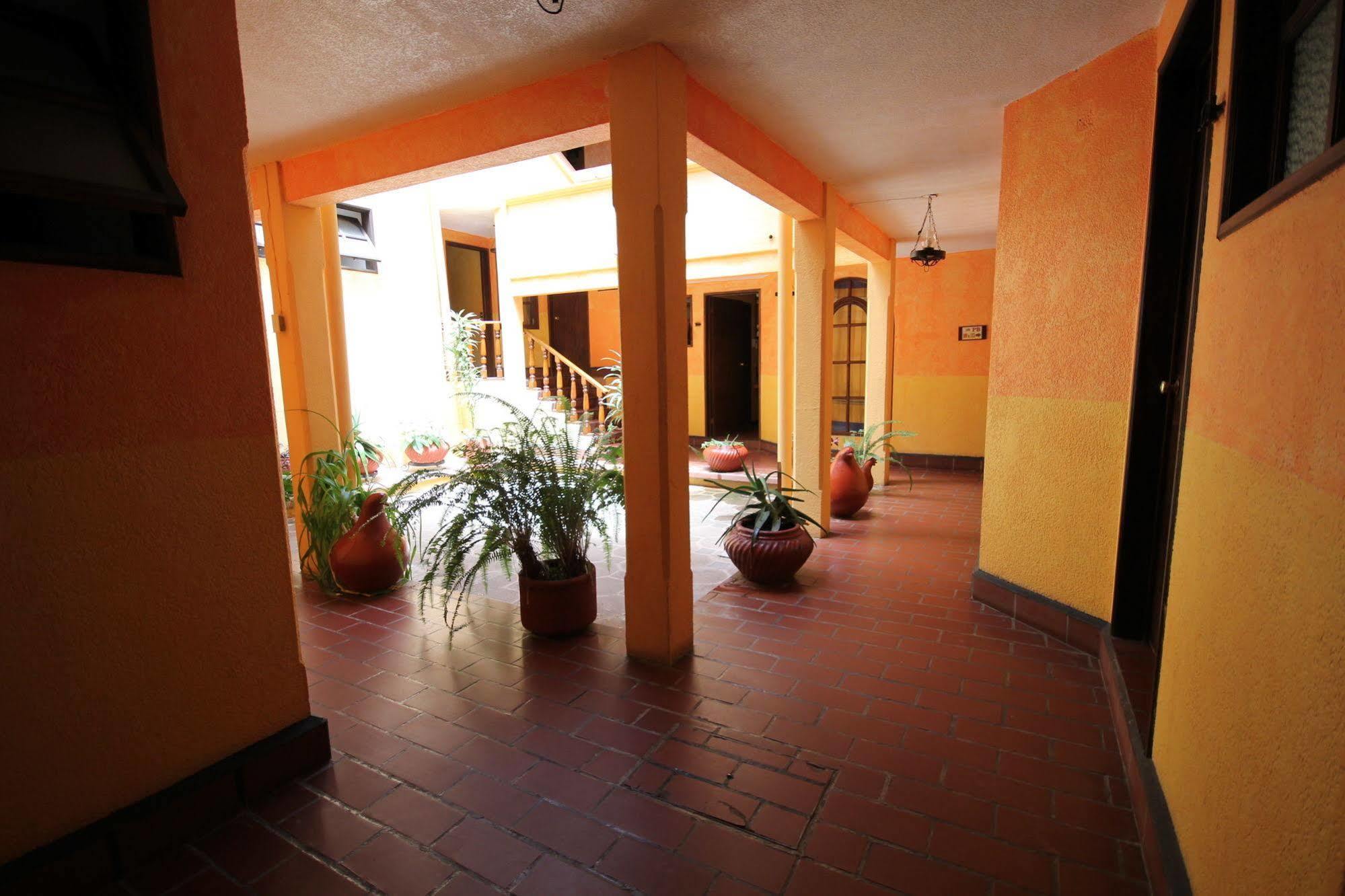 Hotel Plaza Santo Domingo San Cristóbal de Las Casas المظهر الخارجي الصورة
